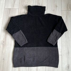 BCBG maxazria color block sweater size M